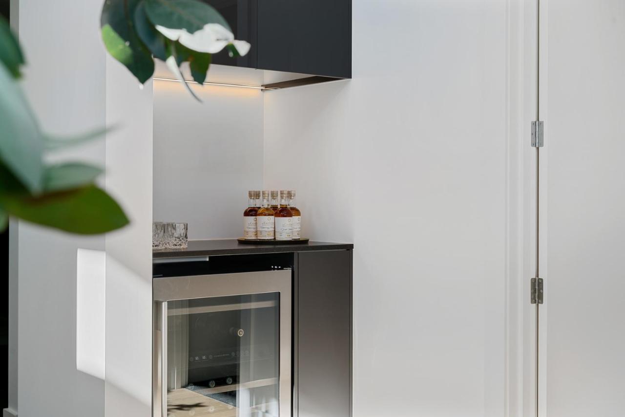Luxurious Lakefront Penthouse Wanaka Luaran gambar